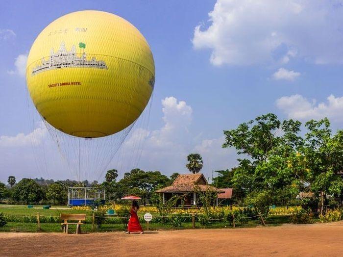 Balloon Angkor Wat