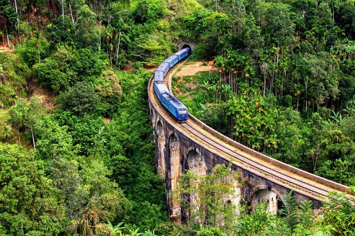 Sri Lanka train